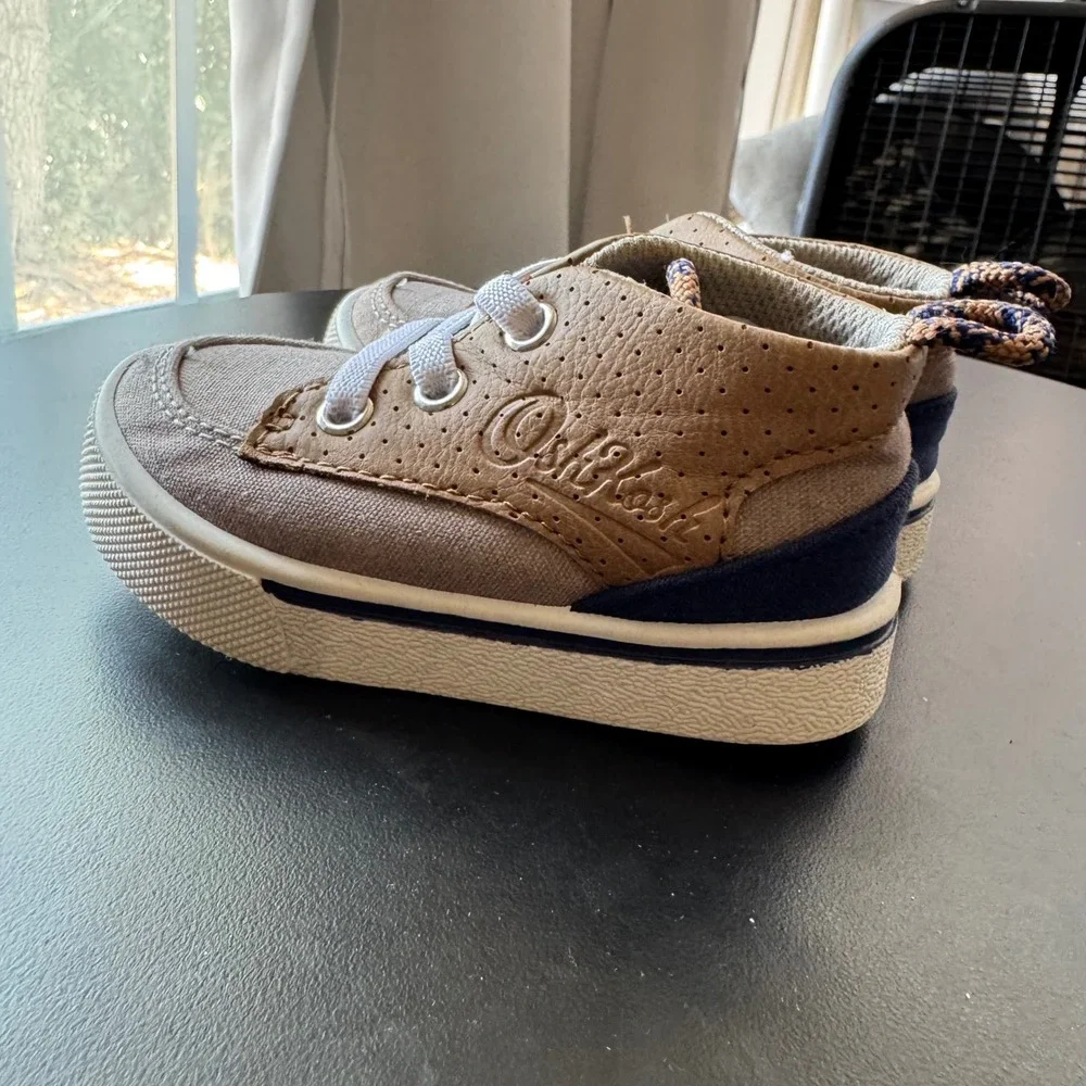 OshKosh Bgosh Chase‎ Kids Tan Navy Canvas Mid Top Washable Sneakers Size 5M